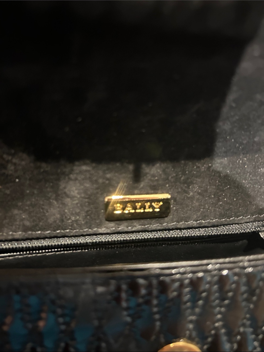 Bally Classic Black Quilted Crossbody Bag with Gold Hardware - Picture 9 of 10